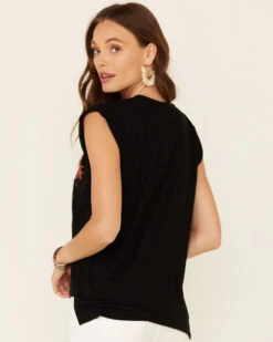 Rodeo Quincy Women's Thunderstruck Cowboy Graphic Short Sleeve Tee  -Western Cowboy Clothing Shop 2000344698 001 P4