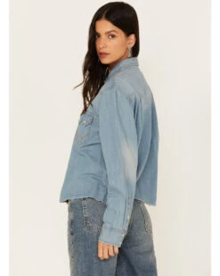 Wrangler Retro Women's Denim Frayed Long Sleeve Snap Western Shirt -Western Cowboy Clothing Shop 2000365302 400 P3