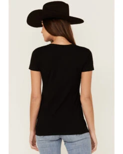 Paramount Network's Yellowstone Women's Steerhead Black Graphic Tee -Western Cowboy Clothing Shop 2000365388 001 P4