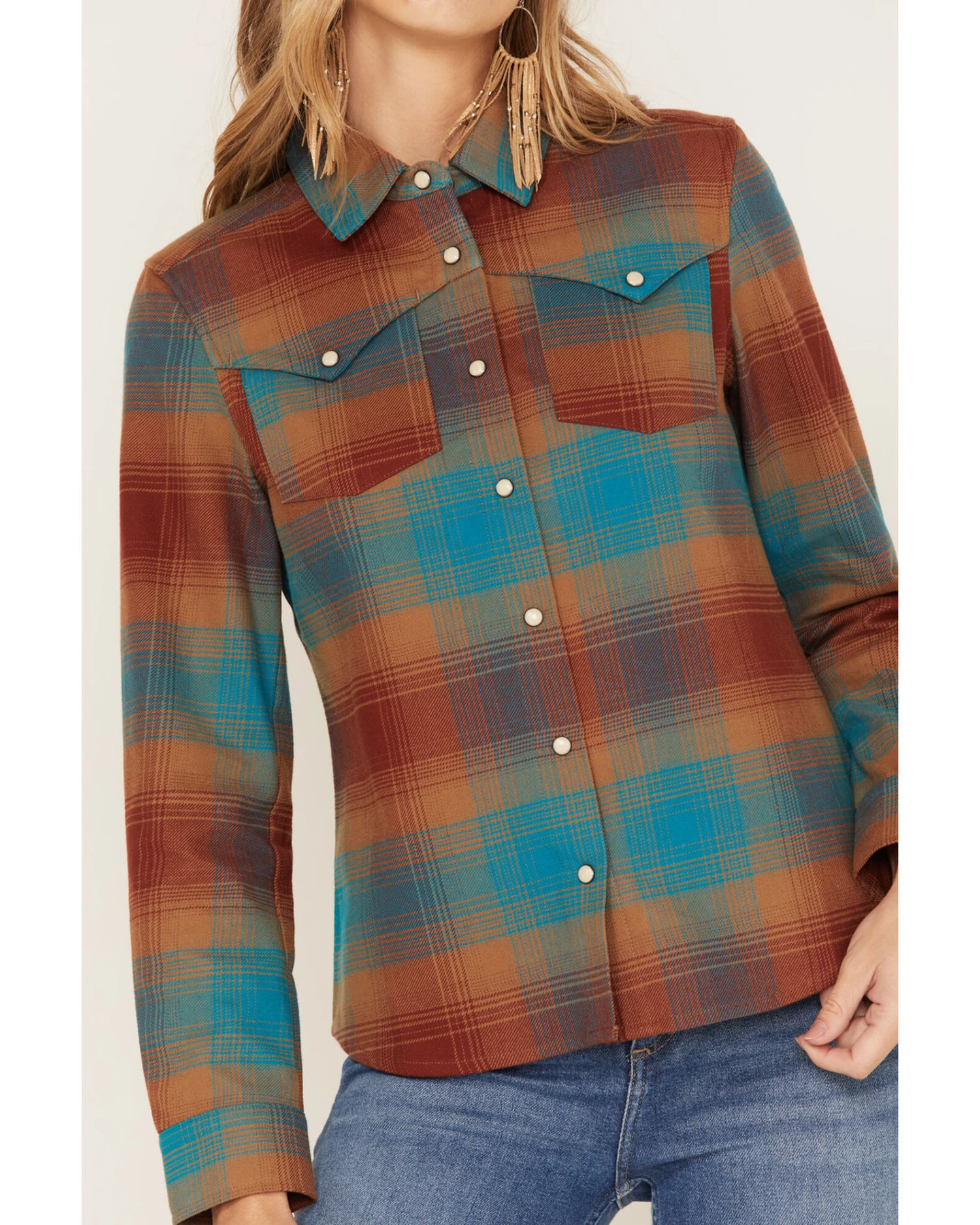 Idyllwind Women's Ombre Plaid Print Long Sleeve Pearl Snap Western Shirt 3 Idyllwind Women's Ombre Plaid Print Long Sleeve Pearl Snap Western Shirt - Image 3