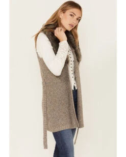 Shyanne Women's Metallic Sweater Vest -Western Cowboy Clothing Shop 2000380649 710 P3