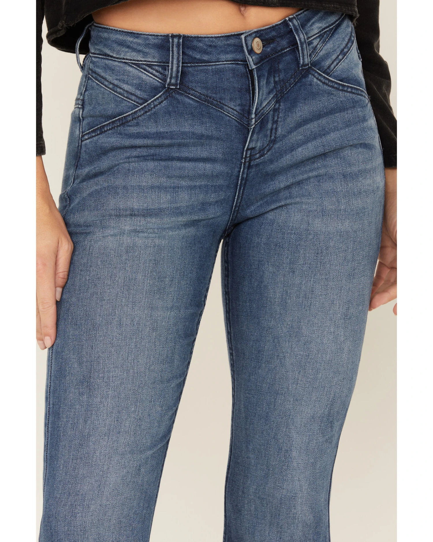 Shyanne Women's Medium Wash High Rise Eden Stretch Flare Jeans 4 Shyanne Women's Medium Wash High Rise Eden Stretch Flare Jeans - Image 4